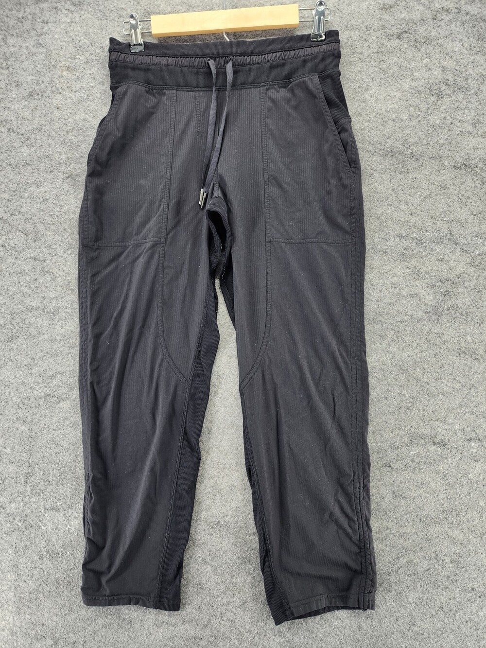 Lululemon Pants Womens 4 Pull On Cropped Drawstring Black